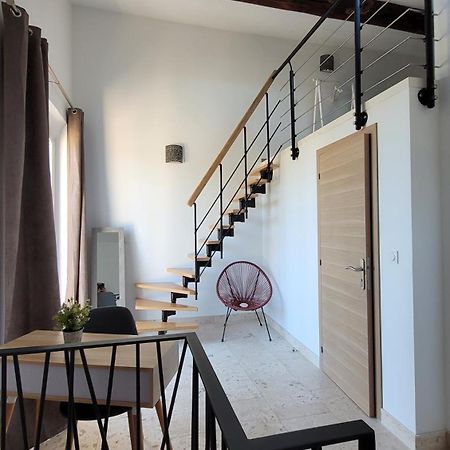Superbe appartement dans Mas Provencal Arles Bagian luar foto