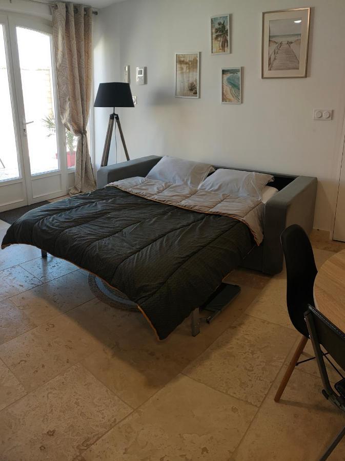 Superbe appartement dans Mas Provencal Arles Bagian luar foto
