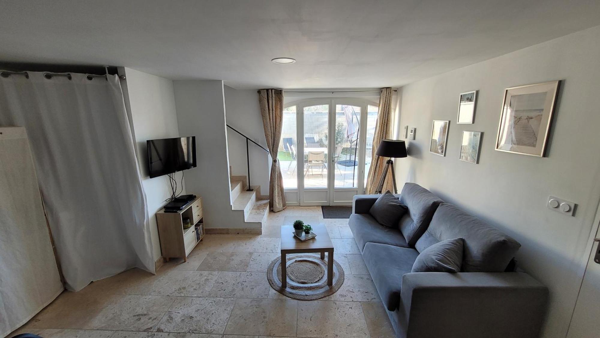 Superbe appartement dans Mas Provencal Arles Bagian luar foto